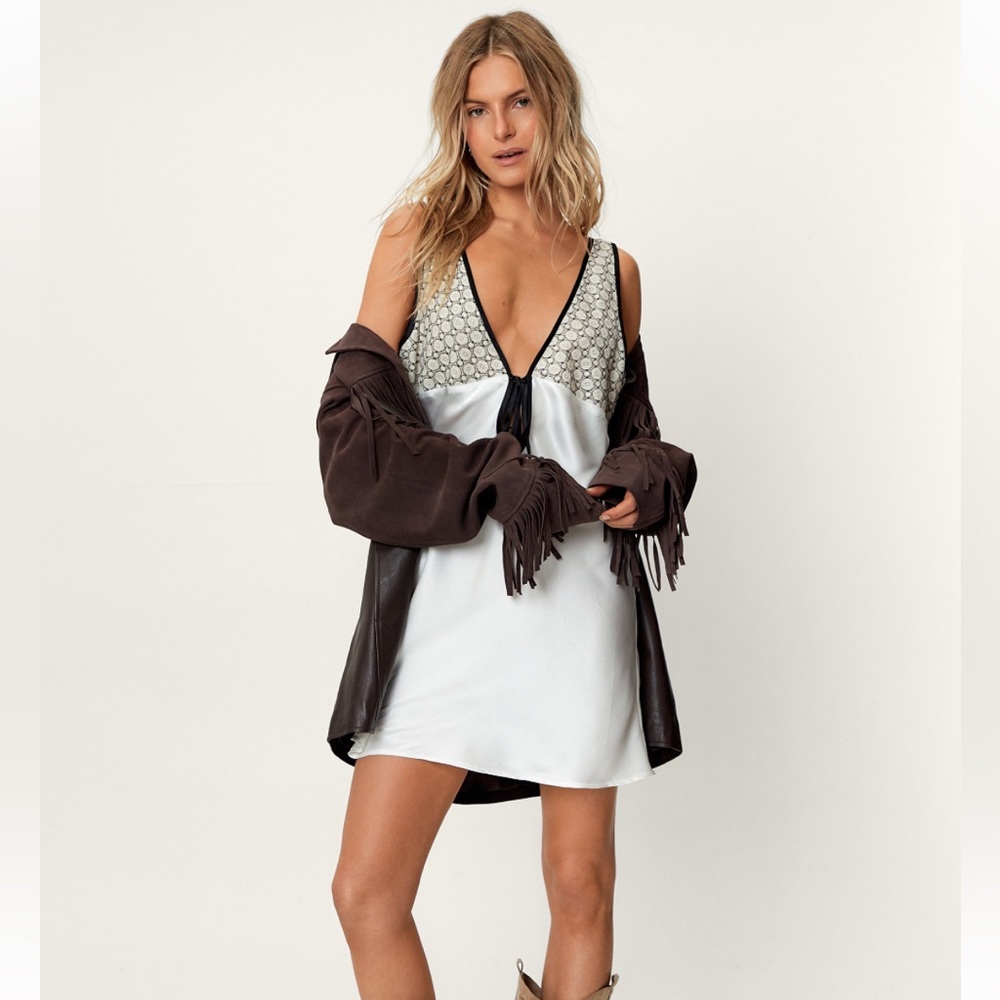 Nasty Gal Lace Mini Shift Dress